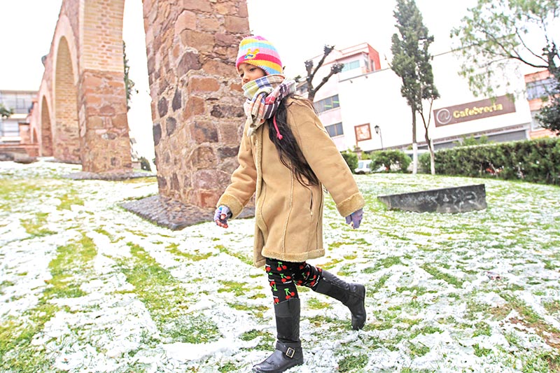 Piden a la ciudadanía tome las precauciones correspondientes respecto a las bajas temperaturas ■ foto: la jornada zacatecas