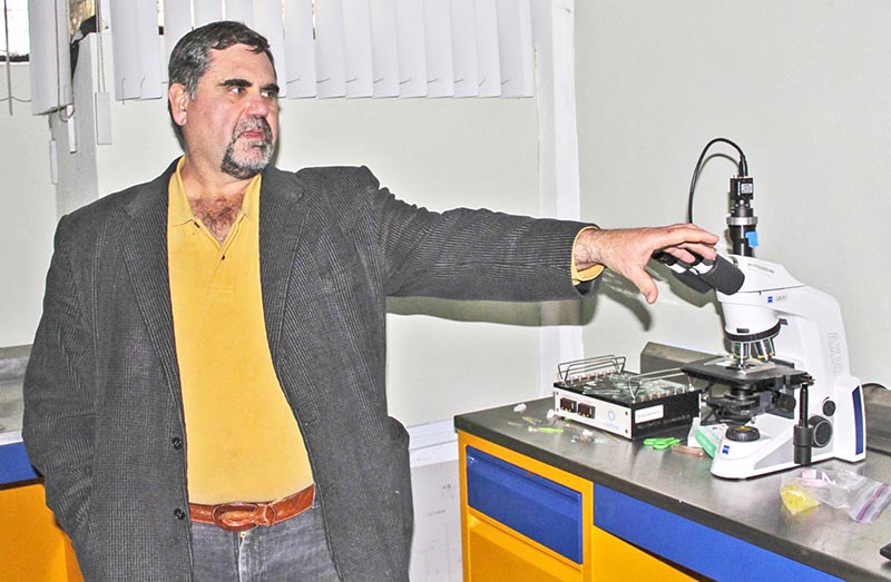 Fernando Aréchiga Flores, director de la Unidad Académica de Veterinaria ■ foto: cortesía