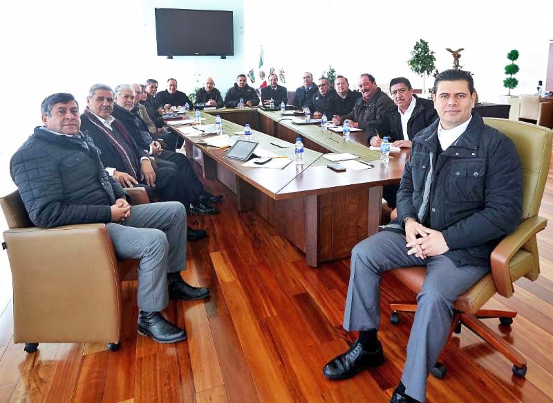 Reunión de evaluación realizada por la comisión intersecretarial y el Ejecutivo del estado ■ FOTO: LA JORNADA ZACATECAS