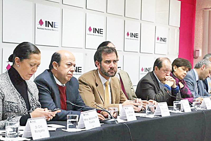 Integrantes del Consejo General del INE, durante una conferencia de prensa ofrecida en enero pasado ■ FOTO: LA JORNADA ZACATECAS
