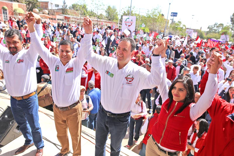 En la cabecera municipal de Guadalupe comenzó su actividad de campaña el aspirante priísta ■ FOTO: ANDRÉS SÁNCHEZ