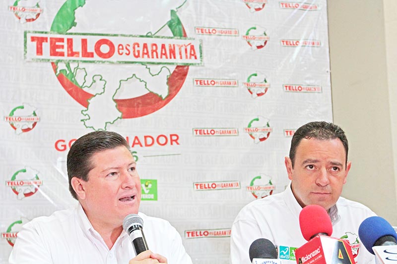 Alejandro Tello ofreció una conferencia de prensa compañía de Adolfo Bonilla y otros candidatos de la alianza PRI-PVEM-Panal ■ FOTO: ERNESTO MORENO