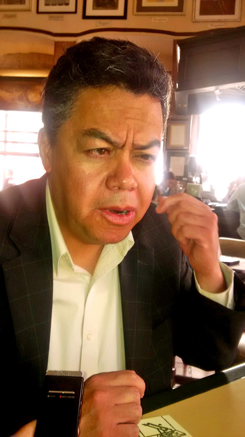 Hugo Ibarra Ortiz, autor de La insurgencia de la razón. ■ FOTO: ALMA RÍOS