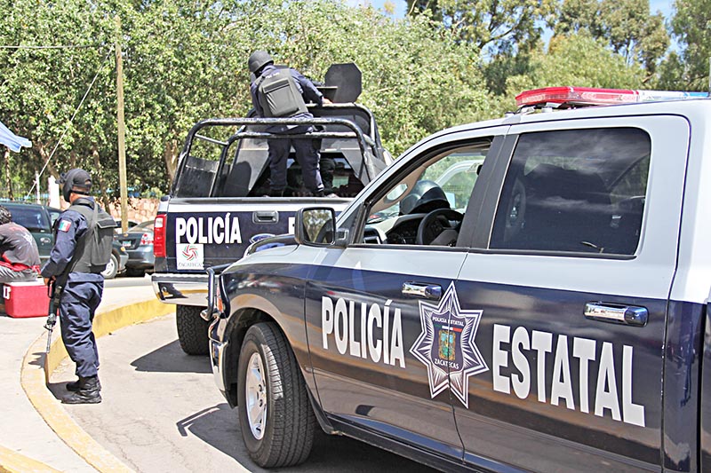 Al lugar del hallazgo acudieron policías estatales ■ FOTO: LA JORNADA ZACATECAS
