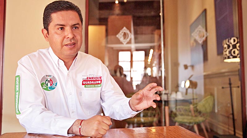 Enrique Flores Mendoza, aspirante a la alcaldía de Guadalupe por la alianza PRI-Verde-Panal ■ FOTO: MIGUEL ÁNGEL NÚÑEZ