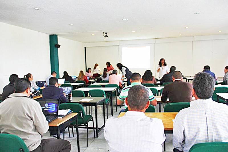 Recientemente el Cobaez realizó un curso de acompañamiento para sus docentes que aspiran a cargos con funciones de dirección en Educación Media Superior ■ foto: la jornada zacatecas