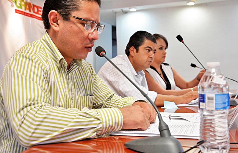 El cabildo aprobó la minuta de Proyecto de decreto por unanimidad en votación nominal ■ foto: la jornada zacatecas