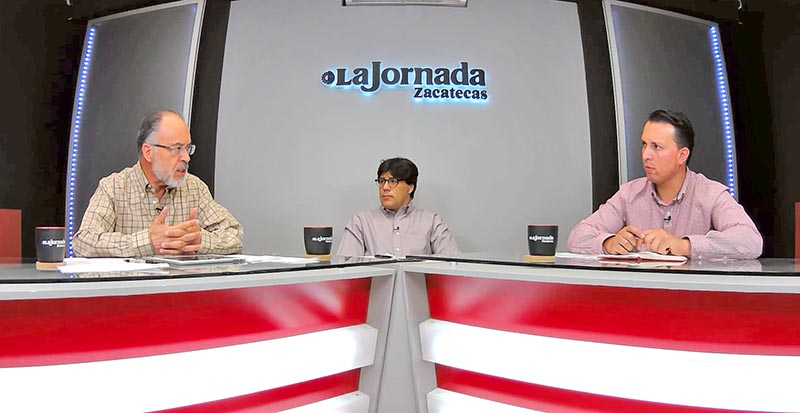 Juan Francisco Valerio, Marco Torres y Raymundo Cárdenas, en el programa Synergia de La Jornada Zacatecas TV ■ fotos: miguel ángel núñez