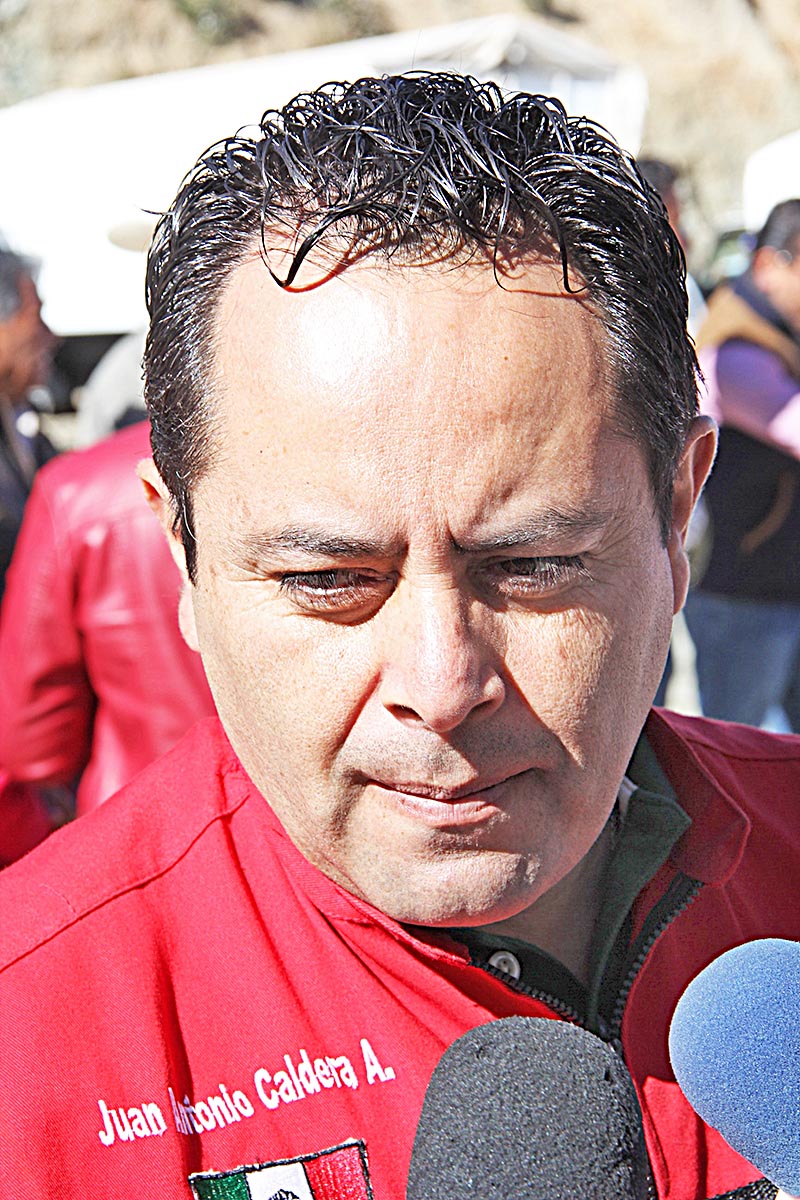 Antonio Caldera, director de Bomberos de Protección Civil en la entidad ■ foto: LA JORNADA ZACATECAS