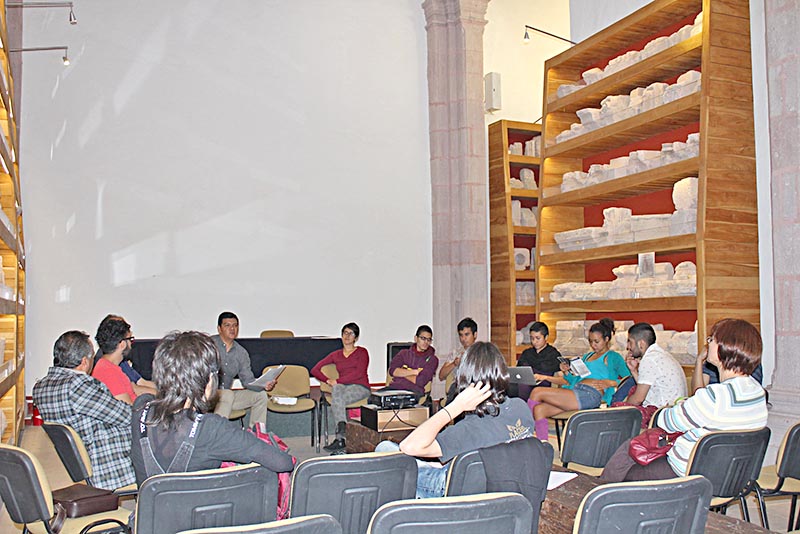 Aspecto del curso impartido por el docente Sigifredo Esquivel Marín ■ foto: la jornada zacatecas
