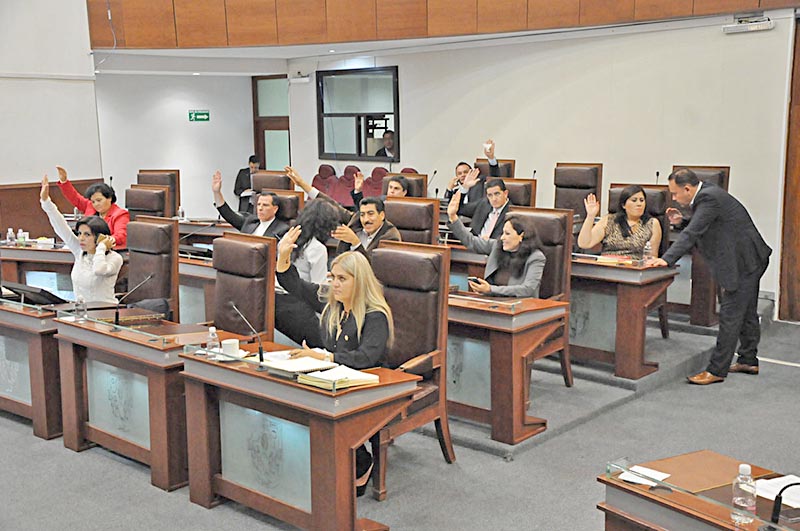 Imagen de jornada legislativa ■ FOTOS: LA JORNADA ZACATECAS