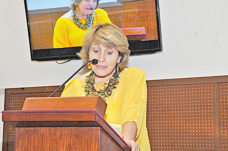 Tipificación como delito no resuelve por completo el problema, indicó la diputada Eugenia Flores, autora de la propuesta de reforma a la Ley de Salud ■ FOTO: LA JORNADA ZACATECAS