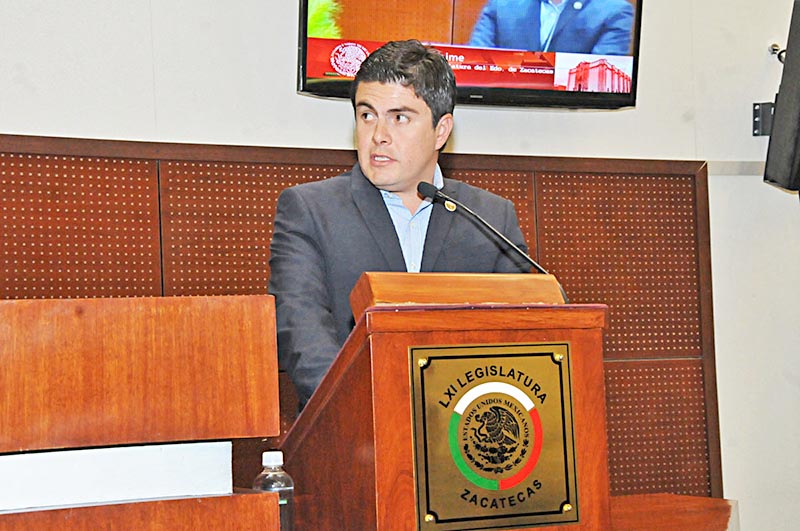 Luis Acosta Jaime, presidente de la Comisión de Vigilancia de la Legislatura local ■ foto: la jornada zacatecas