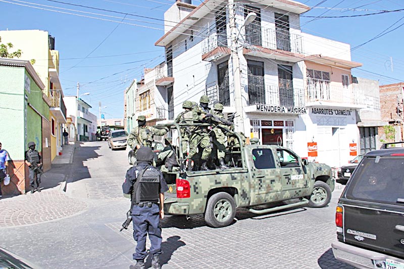 Pese a los operativos policiacos-militares se registran hechos de violencia en el territorio estatal ■ foto: LA JORNADA ZACATECAS