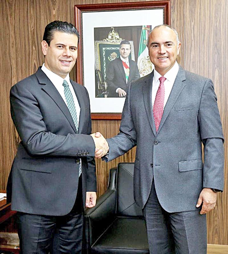 El gobernador se reunió con el secretario de Agricultura, José Calzada Rovirosa ■ foto: la jornada zacatecas