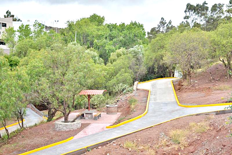 Construyeron 3 mil 800 metros lineales de ciclovía de 3 metros de ancho ■ foto: la jornada zacatecas