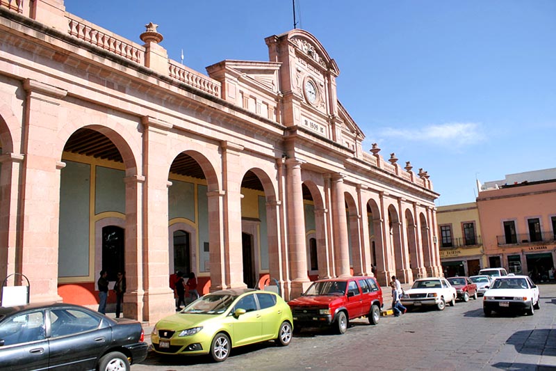Recinto que albergó originalmente la biblioteca, convertido hoy en la Casa de Cultura de Zacatecas ■ foto: la jornada zacatecas