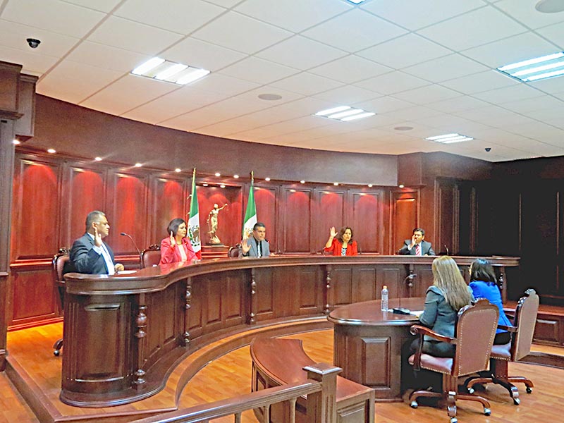 Sesión del Tribunal de Justicia Electoral del Estado de Zacatecas ■ FOTO: LA JORNADA ZACATECAS