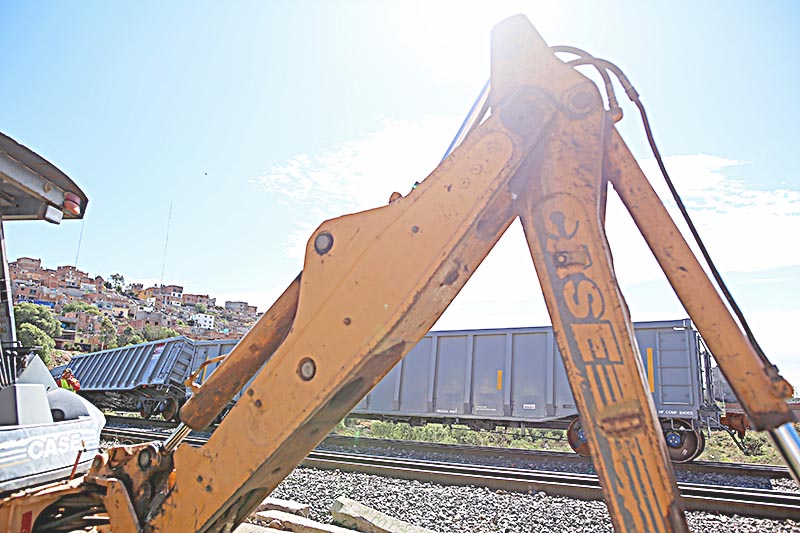 Sigue latente el riesgo con el paso del ferrocarril por la zona urbana ■ FOTO: ANDRÉS SÁNCHEZ