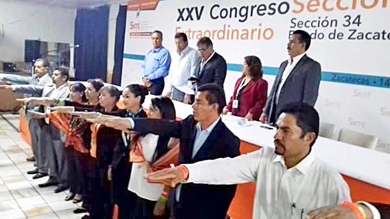 La diputada federal por el Panal, Soralla Bañuelos, rindió protesta como secretaria general de la sección 34 del SNTE