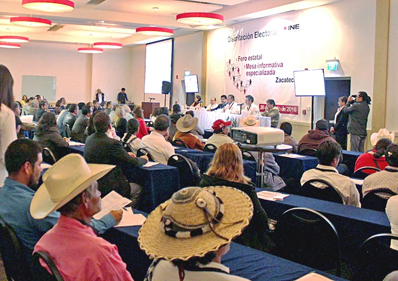 Definirán la recomposición de los cuatro distritos electorales federales en Zacatecas, proyecto que deberá aprobar el Consejo General ■ foto: la jornada zacatecas