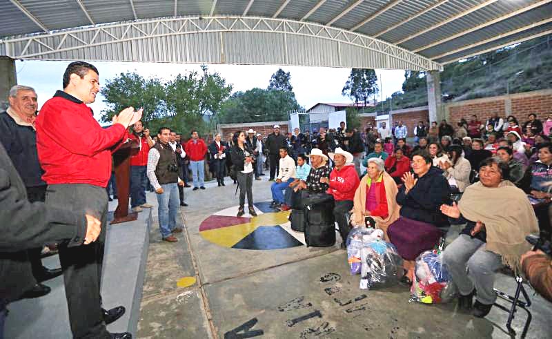 El Ejecutivo del estado visitó el municipio como parte de su gira de agradecimiento por la entidad ■ foto: la jornada zacatecas