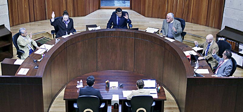 Sesión de la Sala Superior del Tribunal Electoral del Poder Judicial de la Federación ■ FOTO: LA JORNADA ZACATECAS