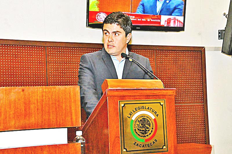 Luis Acosta Jaime, presidente de la Comisión de Vigilancia de la Legislatura local ■ FOTO: LA JORNADA ZACATECAS