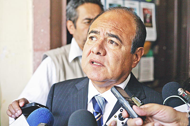 Le Roy Barragán Ocampo, ex secretario de Administración del gobierno de Miguel Alonso Reyes ■ foto: ernesto moreno
