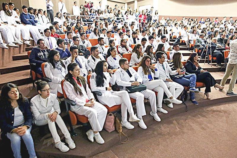Inauguración del Congreso Médico, realizado en el auditorio del Hospital General Zacatecas Luz González Cosio ■ FOTOS: ANDRÉS SÁNCHEZ