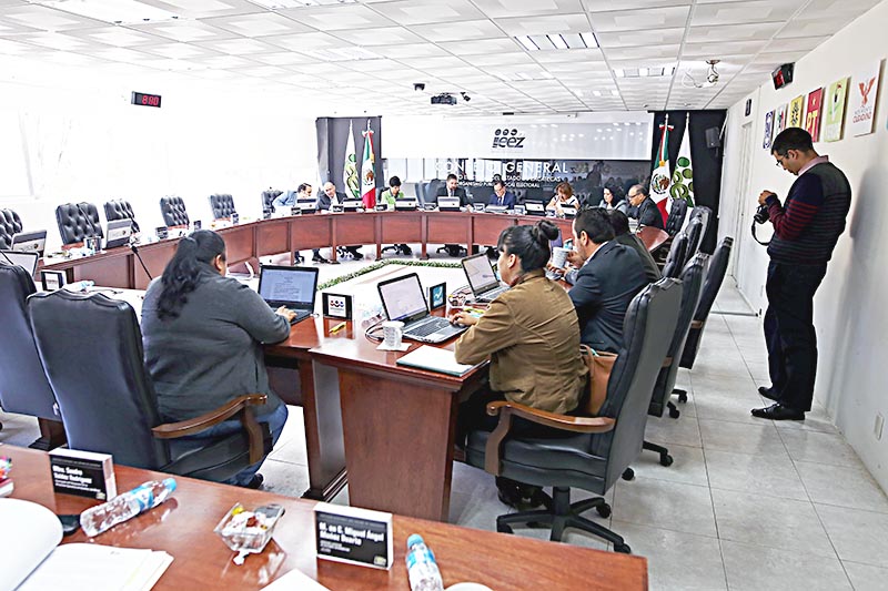El Consejo General del Instituto Electoral del Estado de Zacatecas sesionó este lunes ■ FOTO: ANDRÉS SÁNCHEZ