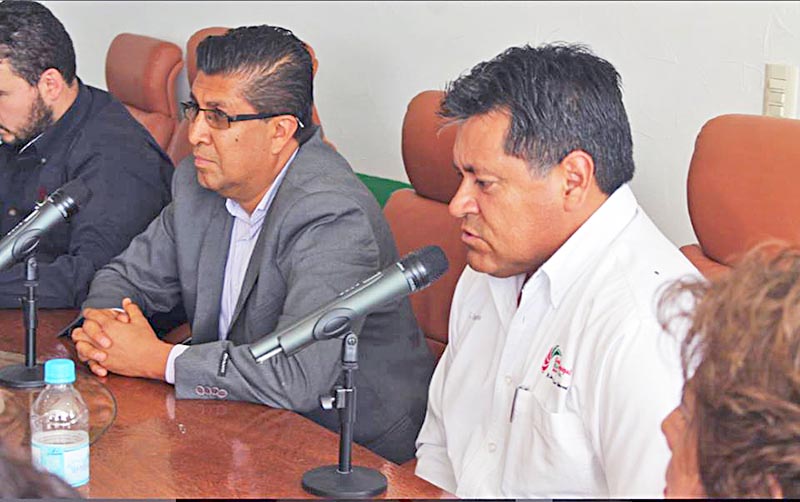Benjamín Medrano y Constantino Castañeda, ex alcaldes de Fresnillo y Río Grande, respectivamente ■ FOTOS: LA JORNADA ZACATECAS Y FACEBOOK
