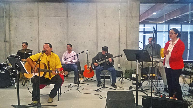 El Grupo Huayrapamushka interpretó canciones de compositores centroamericanos oriundos de Cuba, Argentina, Chile, Venezuela, Colombia y México ■ FOTO: LA JORNADA ZACATECAS