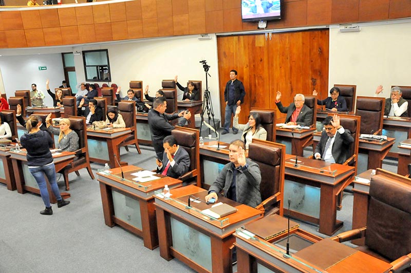 Imagen de archivo de sesión en el Pleno de la 61 Legislatura ■ fotos: la jornada zacatecas