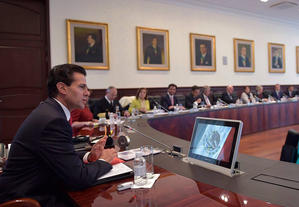 El presidente Enrique Peña Nieto se reunió con su gabinete. Foto tomada de la cuenta de Twitter @ESanchezHdz