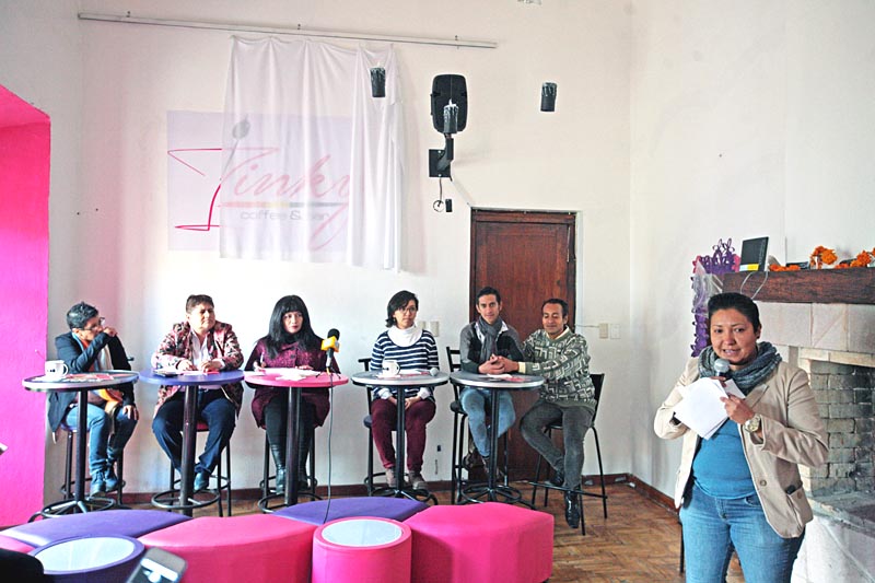 Mesa de análisis en la que se presentaron los resultados de un diagnóstico sobre la discriminación en México y en Zacatecas de la comunidad LGBTI ■ FOTO: ERNESTO MORENO