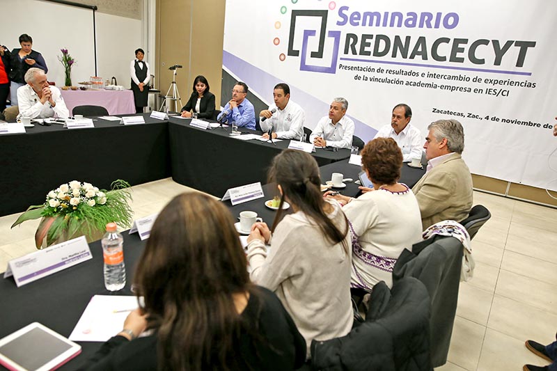 El gobernador Alejandro Tello estuvo presente en la apertura de los trabajos ■ foto: andrés sánchez