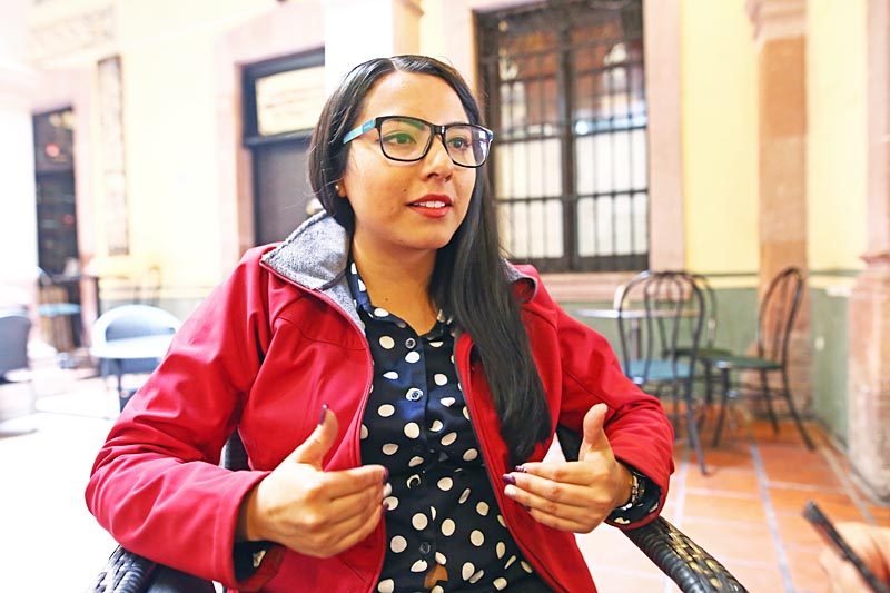 Rosalba Hernández Ibañez, egresada de la Unidad Académica de Derecho de la Universidad Autónoma de Zacatecas ■ foto: andrés sánchez