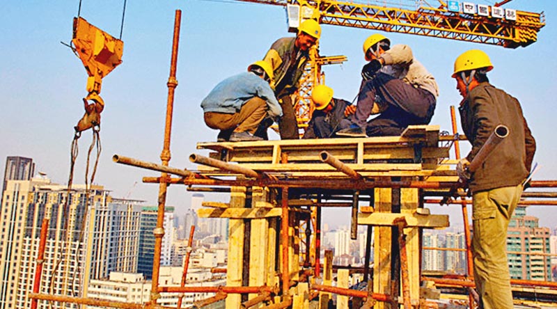 Incrementa demanda de trabajadores zacatecanos, sobre todo del rubro de la construcción ■ FOTO: LA JORNADA ZACATECAS