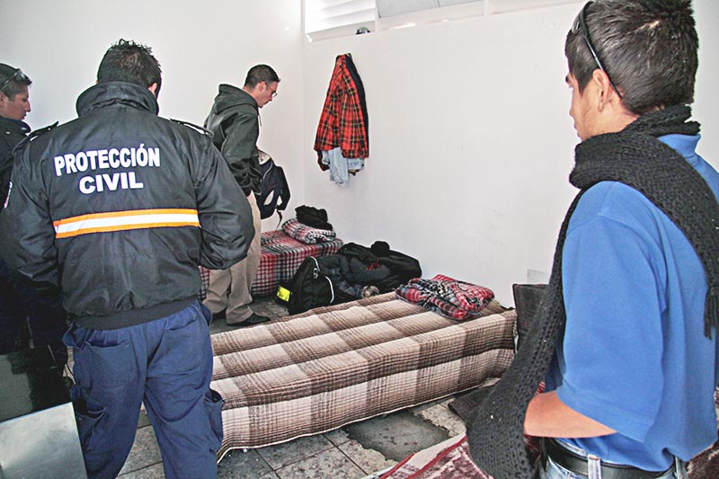 Los albergues tienen una capacidad para atender desde 500 a 2 mil personas en caso de una contingencia, informa el director de Protección Civil ■ FOTO: la jornada zacatecas