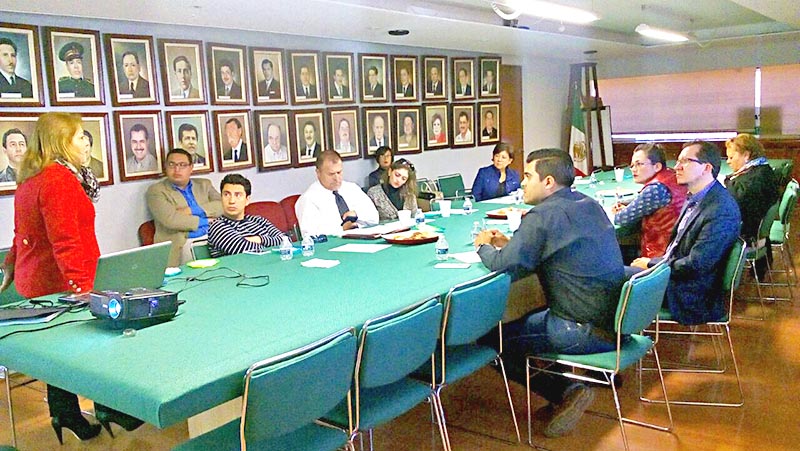 Reconocidos especialistas impartieron temas relacionados a la organización, planeación y reglamentación municipal ■ foto: la jornada zacatecas