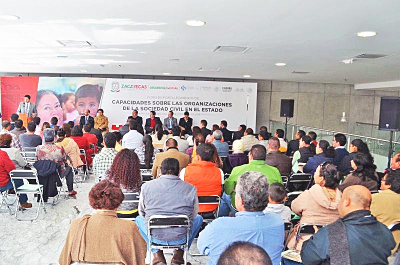 Realizan el Foro para el Fortalecimiento de Capacidades sobre las Organizaciones de la Sociedad Civil (OSC) en Zacatecas ■ FOTO: LA JORNADA ZACATECAS