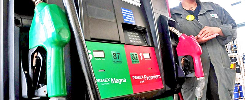 El aumento en el combustible ha generado inconformidad ■ foto: la jornada zacatecas