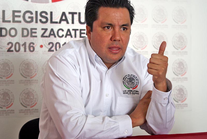 Omar Carrera Pérez, vicecoordinador de Morena en la Legislatura ■ FOTO: LA JORNADA ZACATECAS