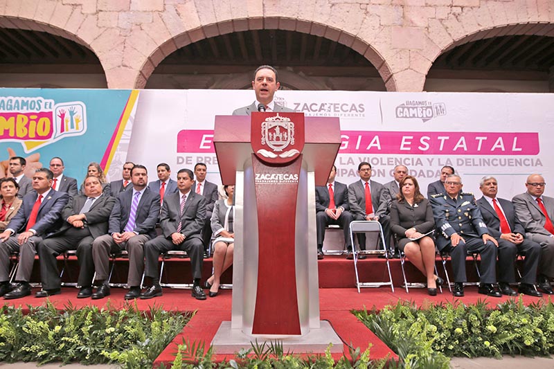El gobernador Alejandro Tello presidió el acto protocolario ■ FOTO: ANDRÉS SÁNCHEZ
