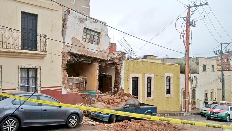 Derrumbe de una finca antigua, en la calle del Ángel, en 2015 ■ foto: andrés sánchez