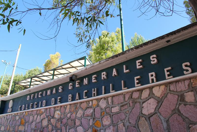Instalaciones de las oficinas generales del Cobaez ■ foto: la jornada zacatecas