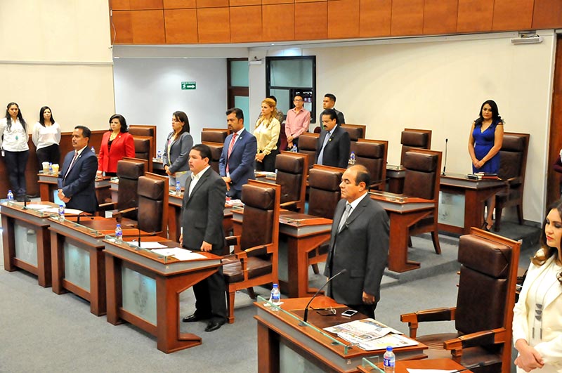 Diputados de la 62 Legislatura local, en sesión ordinaria n foto: la jornada zacatecas