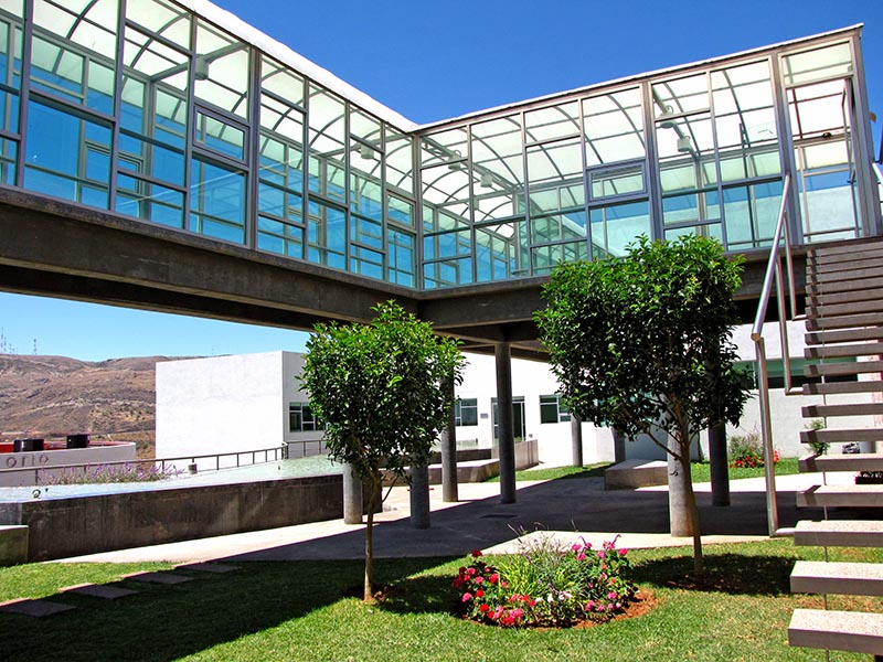 Vista general de la Unidad Académica en Estudios del Desarrollo de la Universidad Autónoma de Zacatecas n foto: la jornada zacatecas