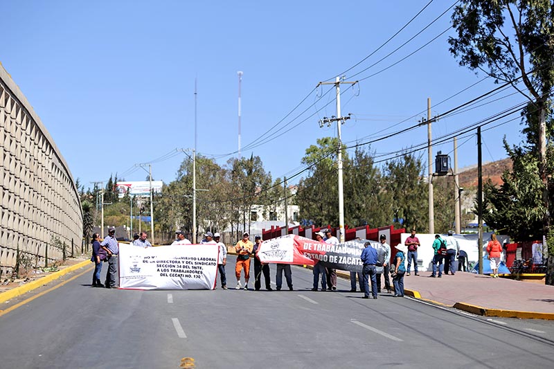 Funcionario cuestionó que en la protesta participaran integrantes del Sindicato Independiente de Trabajadores del Estado de Zacatecas (Sitez) ■ FOTO: ANDRÉS SÁNCHEZ